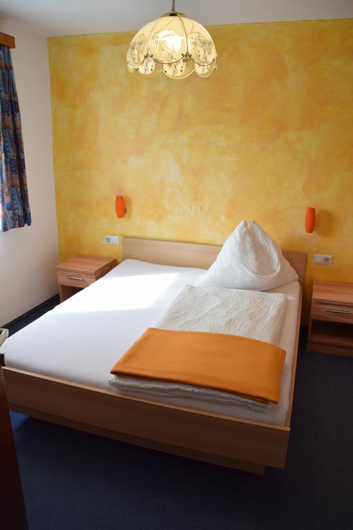 Fruehstueckspension Matheidl Ferlach Esterno foto